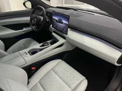 Zeekr 001 2025 — 3