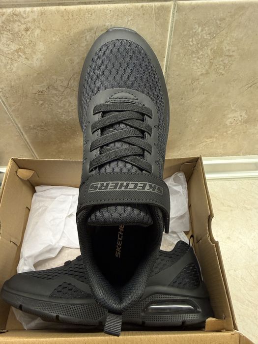 Маратонки SKECHERS No.37 (нови)