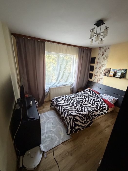 Inchiriez apartament 2 camere  Str. Pandurilor  Tudor