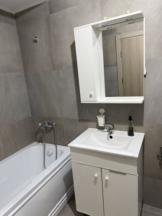 Se inchiriaza apartamentul care îți oferă liniște, spațiu și confort – 2 camere decomandat, 65 mp