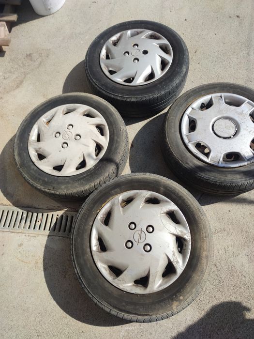 Джанти с гуми за Опел