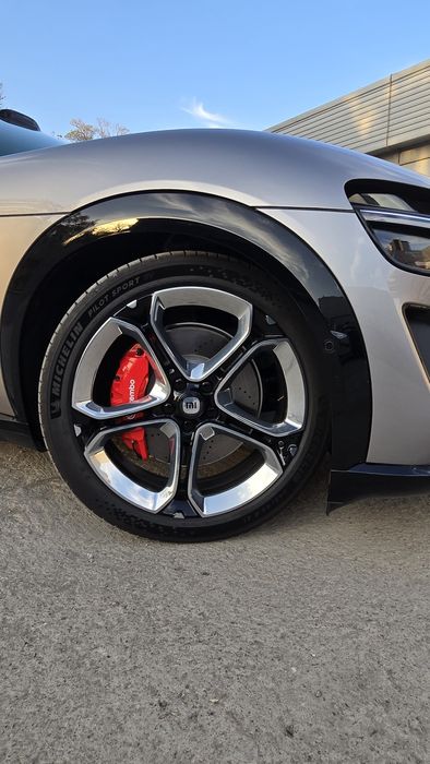 Mi SU 7 max. Zeekr 001 o'rniga. Dop polni karbon diska otamanka salon