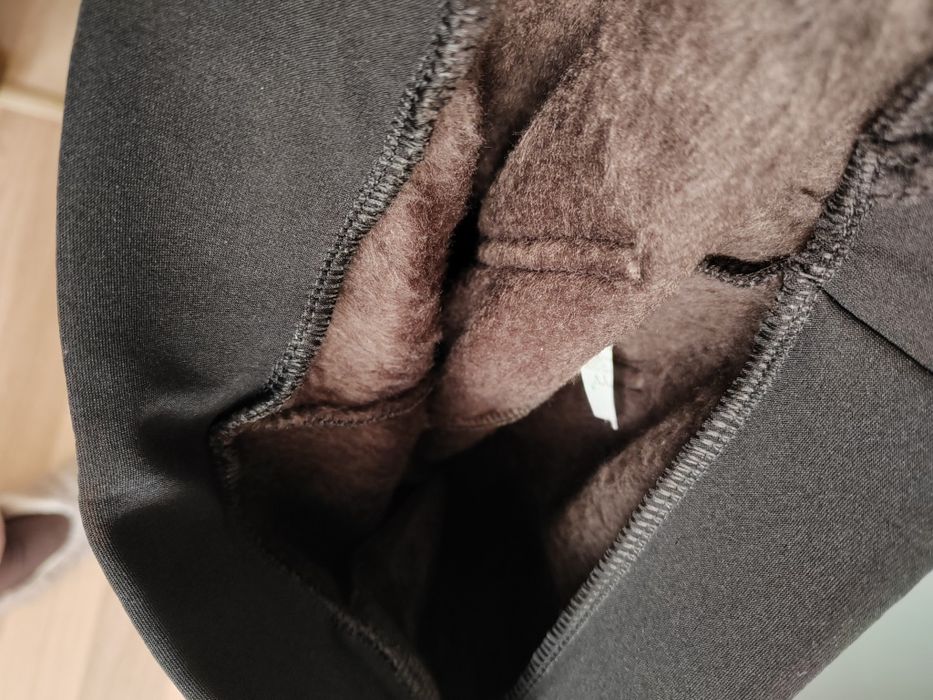 Pantaloni negri îmblăniți noi pentru L