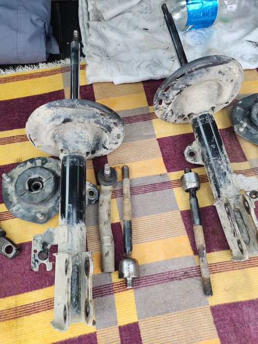 Амортизатор перед на хайландер