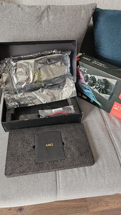 Asus AREZ RX Vega56 8gb