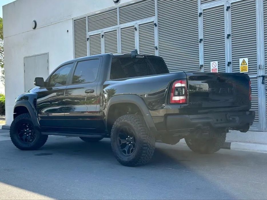 Ram Trx-1500 6.2 v8 702 л.с крутящим момент 881Нм