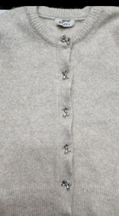 Дамски жилетки с къс и дълъг ръкав