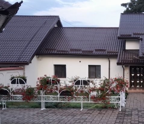 Vand suporturi flori .