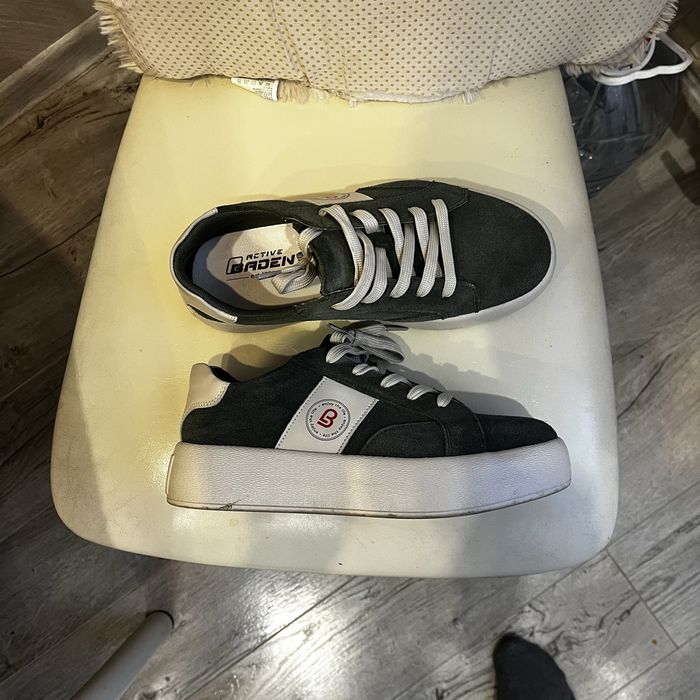 Продам кеды 10000