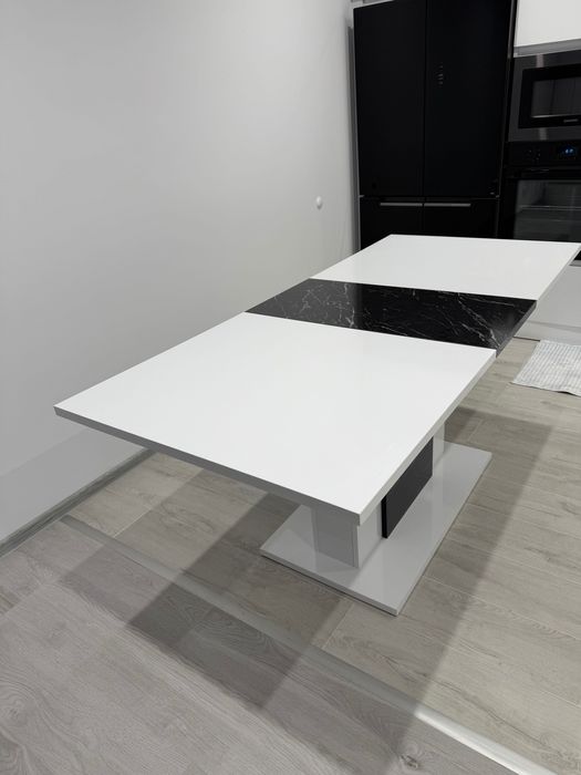 Трапезна Маса разтегателна Нова