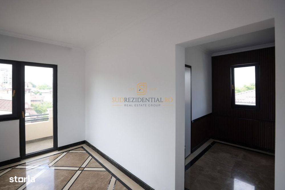 Apartament tip duplex, ideal birouri, 7 camere, Zona Parcul Carol
