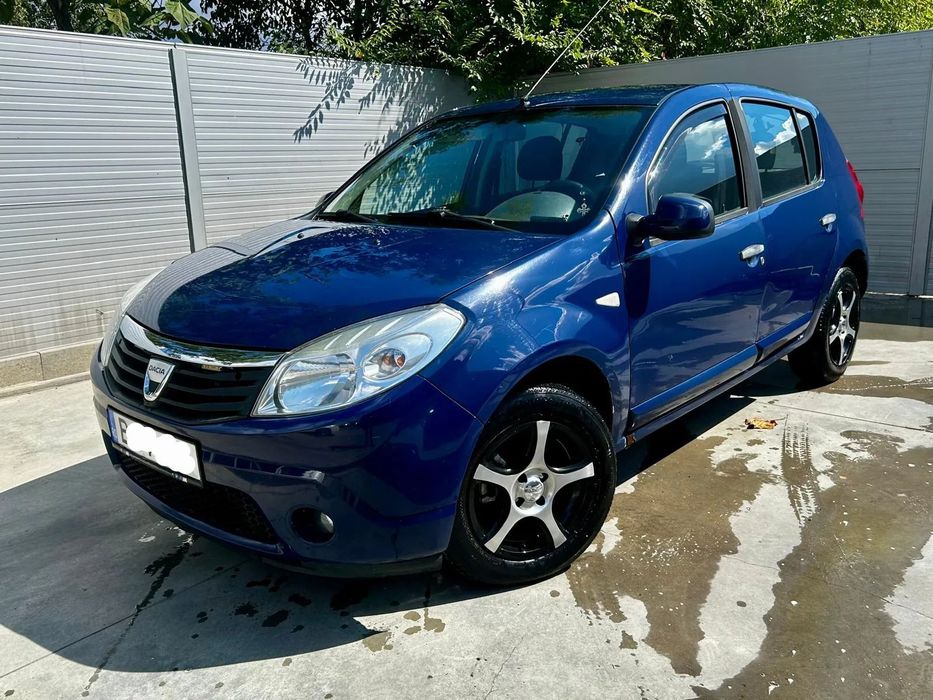 Dacia Sandero Distributie noua, schimbat recent kit ambreiaj, planetare, revizie.