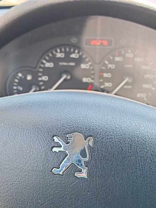 Peugeot 206, benzină, motor 1.4, hatchback