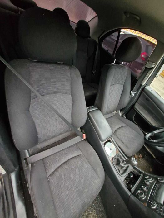 Dezmembrez Mercedes C Class W203 2.2D 6+1 trepte 2005