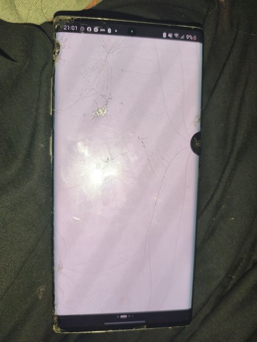 Vand samsung note 10+ se vede starea