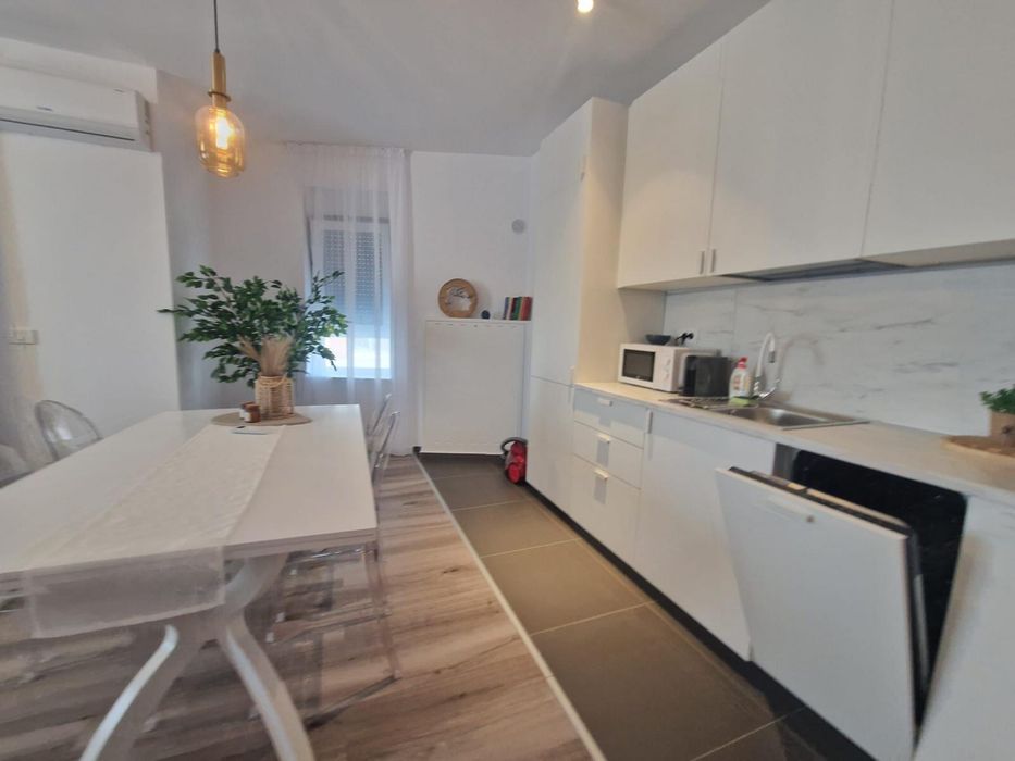Cazare regim hotelier apartament cu 2 camere