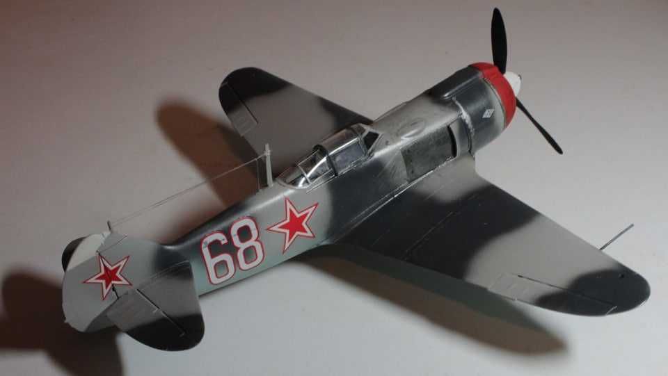 Сборная модель самолета Ла-5ФН (Звезда. 1/48)