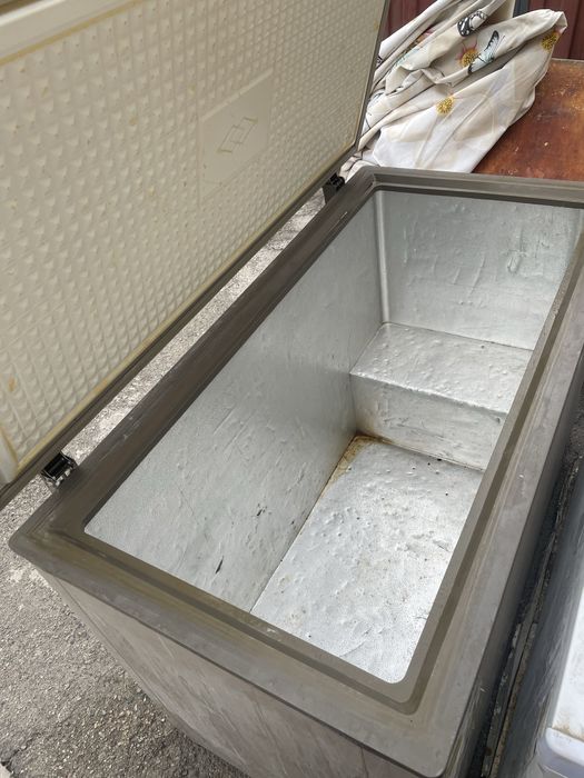 Напольный морозильник