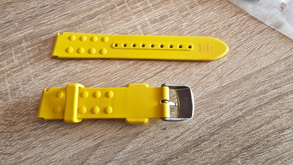 Seiko гумени каишки 18мм жълти