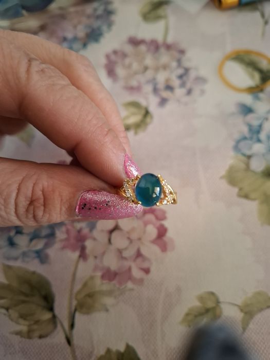 Inel reglabil Alexandrit Hong Kong piatra care își schimba culoarea