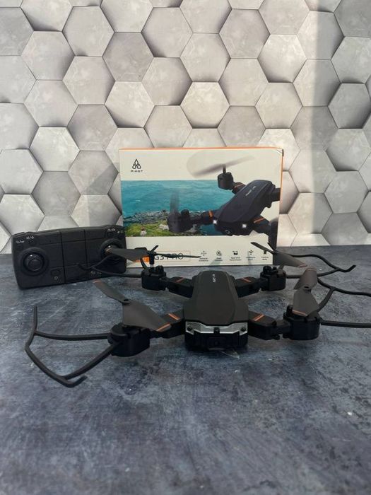 Дрон квадрокоптер