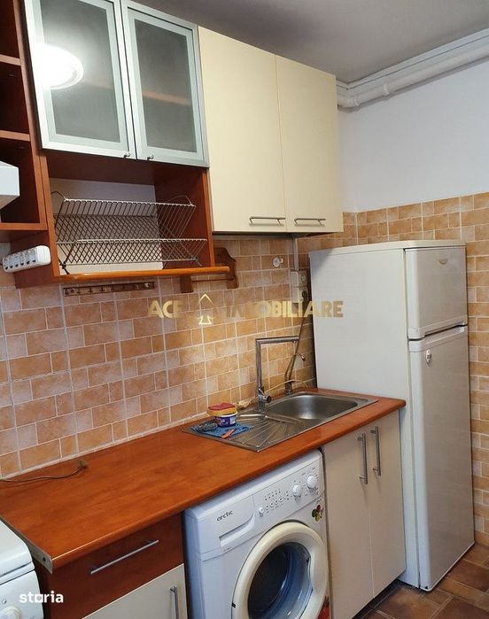 2 Camere de inchiriat | Titan | Metrou |  Mobilat