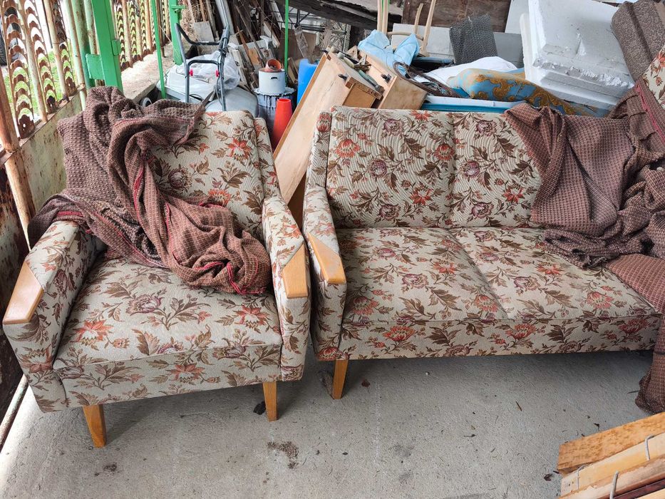 Диван с две кресла