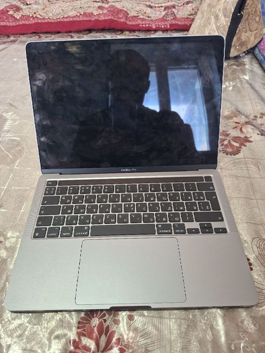 Macbook Pro | M1 | 13 inch | 8/256