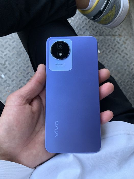 Продам телефон vivo