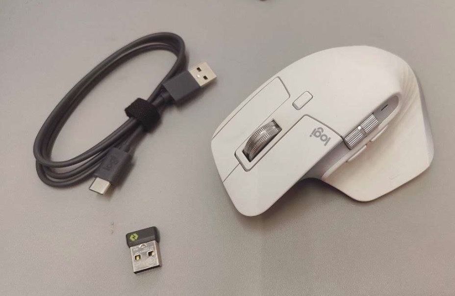 Пртдам срочно мышку от Logitech MX Master 3S