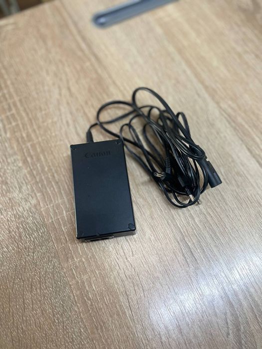 CANON Зарядка от камеры