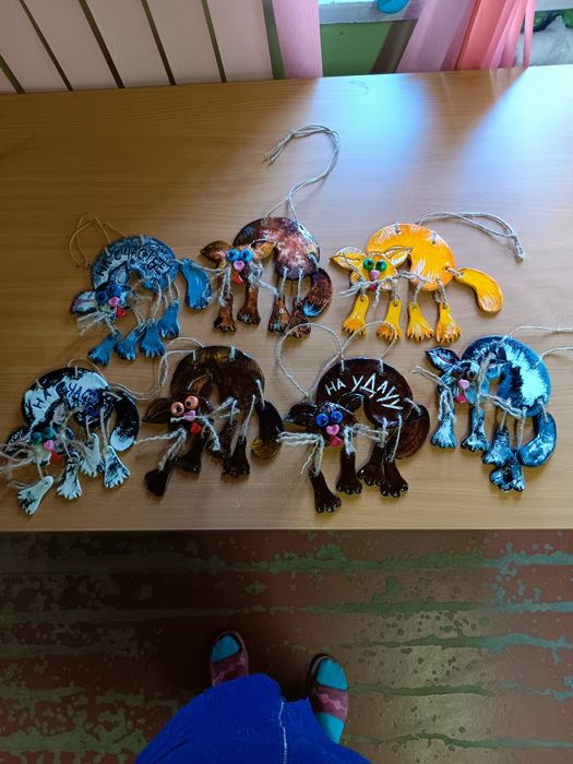 Сувениры ручной работы.