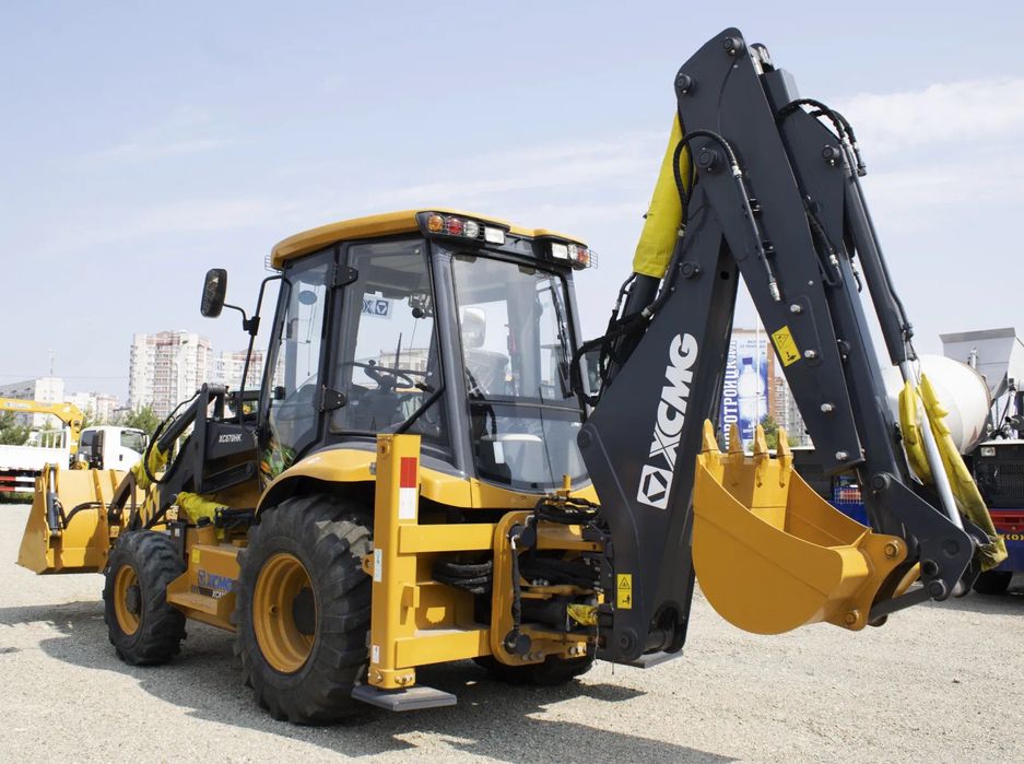 Аренда экскаватора-погрузчика