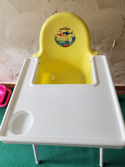 Детский стульчик для кормления