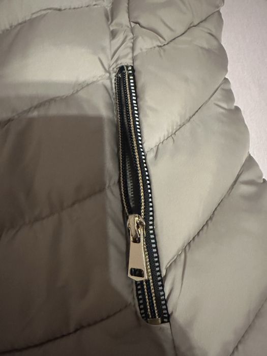 Зимно яке в бежов цвят