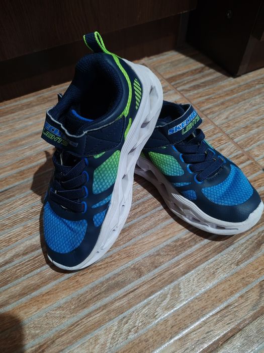 Adidași copii baieti 6-7 ani