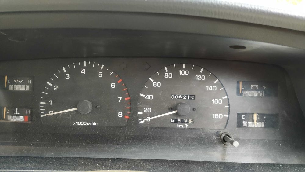 Toyota Hilux Surf 130