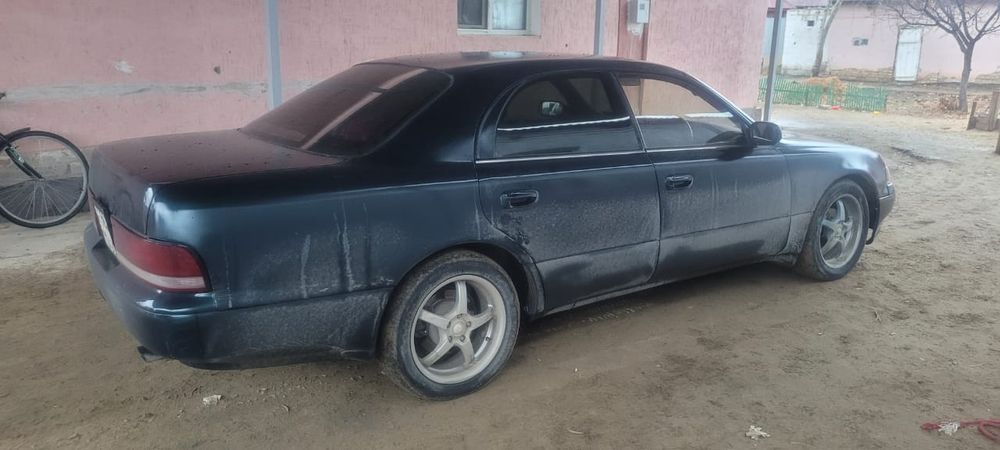 Тойота Виндом правый руль