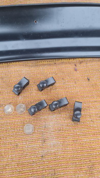 Deflector capota duster 1