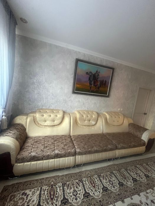 Диван для гостиной