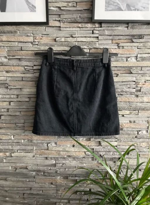 Fusta de blugi neagra