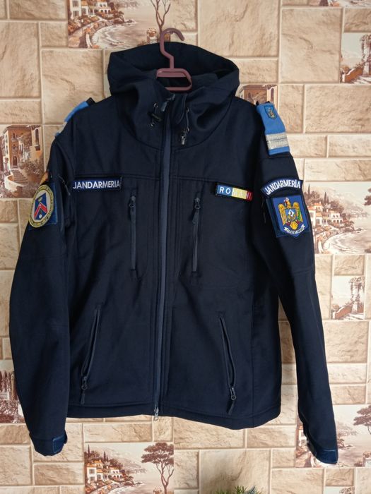 Softshell jandarmi