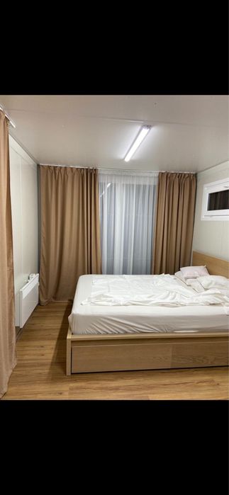 Vand container REPO - traverse metal podea si tavan