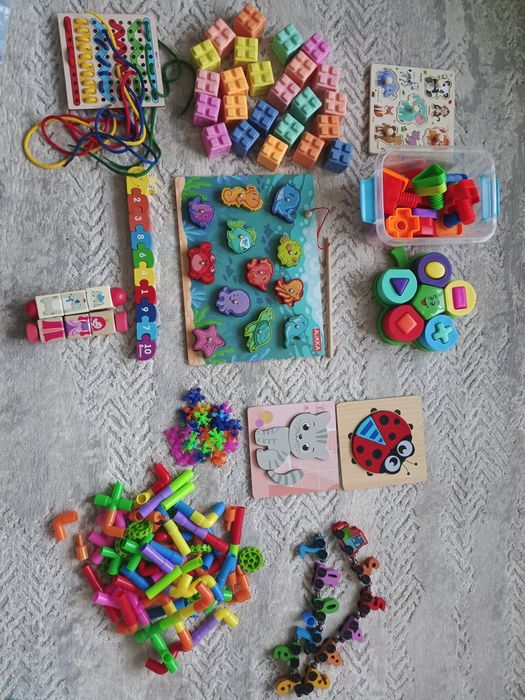 Пакет развивающих игрушек (за все 3000)