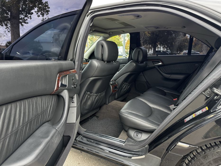 W220 Mercedes-Benz S500L 4MATIC