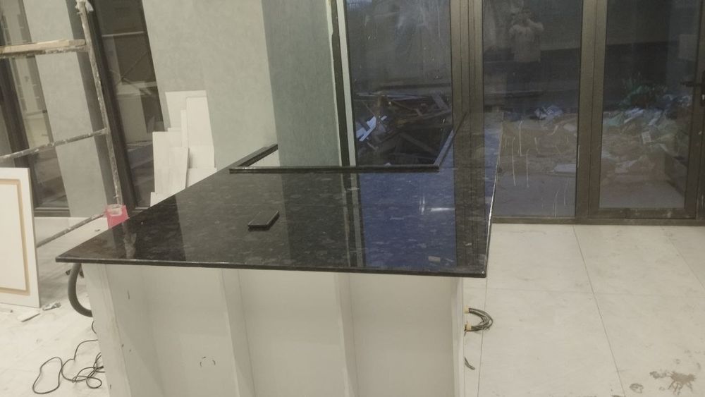 Гранит мрамор и онаси