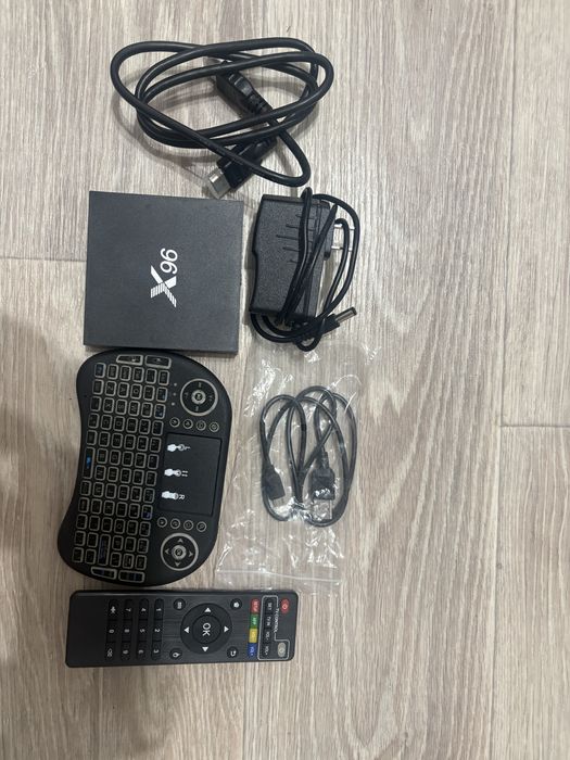 Продам Smart TV Box X96