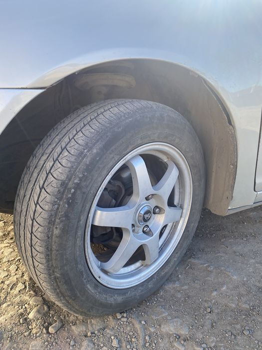 Продам покрышка с диском