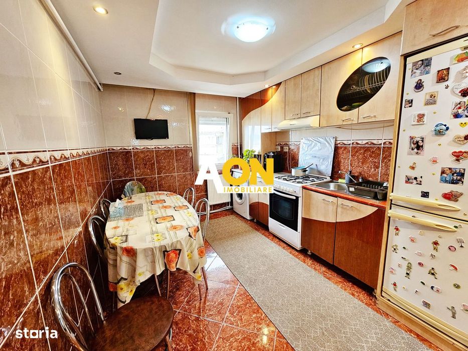 Apartament 3 camere, 2 bai, mobilat, utilat, etaj intermediar, Ampoi 2