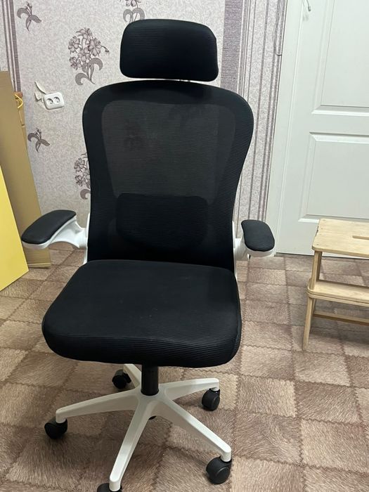 Игровой компьюторный стул.,